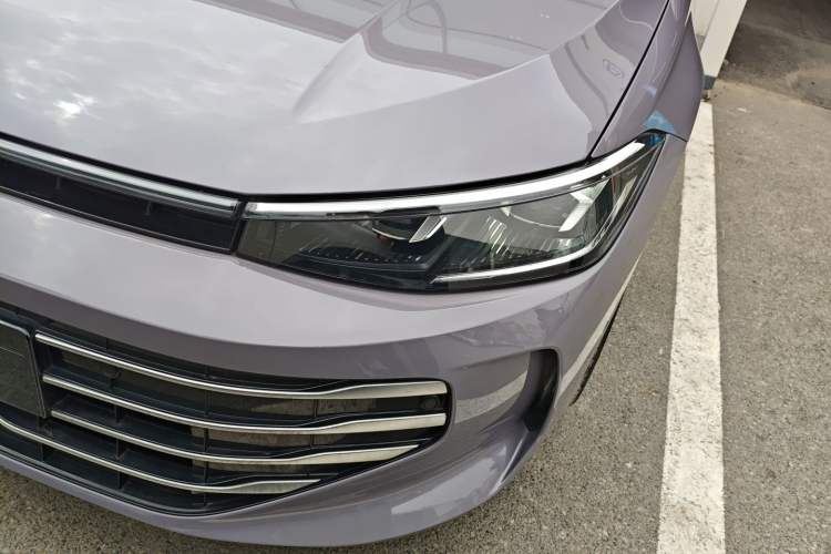 Used Volkswagen Passat 2025 Pro 380TSI Dragon Supreme Edition
