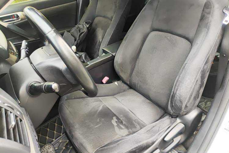 Used Lexus CT 2014 CT200h Elite Edition Monochrome Left Front Seat