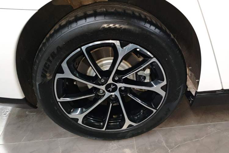 Used XPeng P7 2020 586N Right Rear Wheel Hub