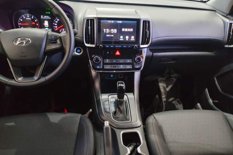 Used Hyundai ix35 2019 2.0L Automatic 2WD Zhiyong·Changxiang Edition China VI Standard
