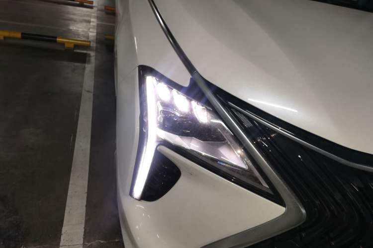 Used FORTHING Yacht 2022 1.5T DCT Chasing-the-Waves Edition
