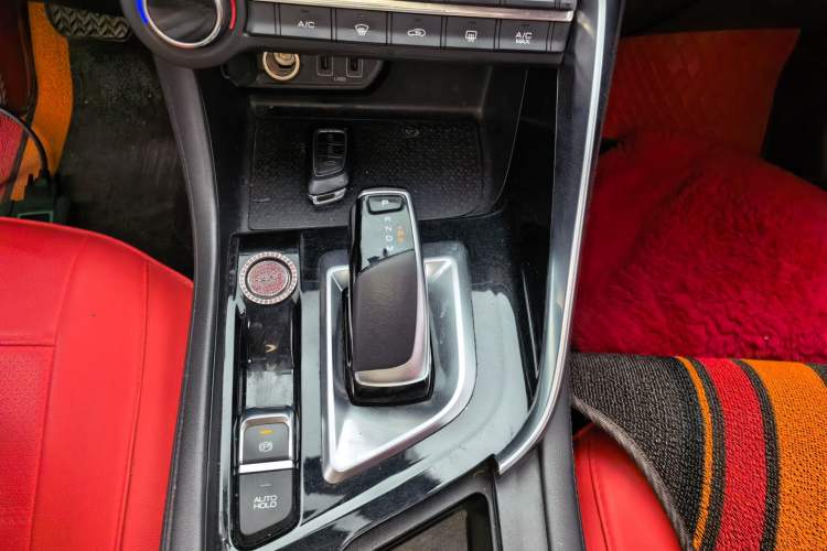 Used Dongfeng Aeolus AX7 2020 1.6T Automatic AI Navigation Model China VI Standard Gear Lever