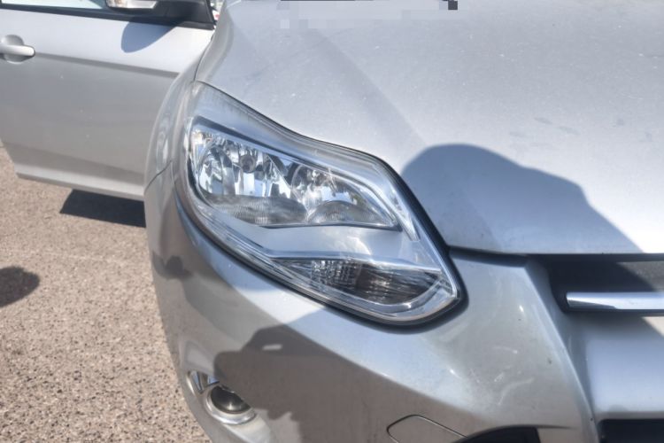 Used Ford Focus 2012 Hatchback 1.6L Automatic Fashion Edition
