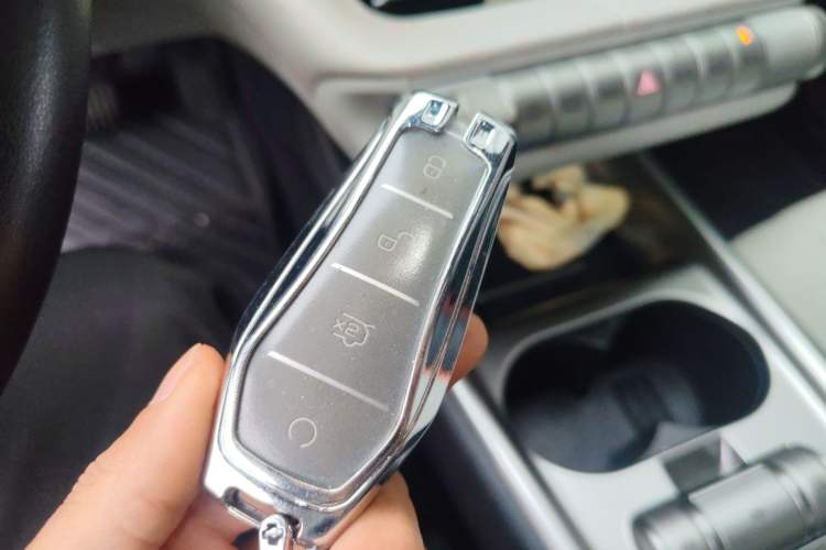 Used BYD Dolphin 2021 405 km Fashion Edition Vehicle Key