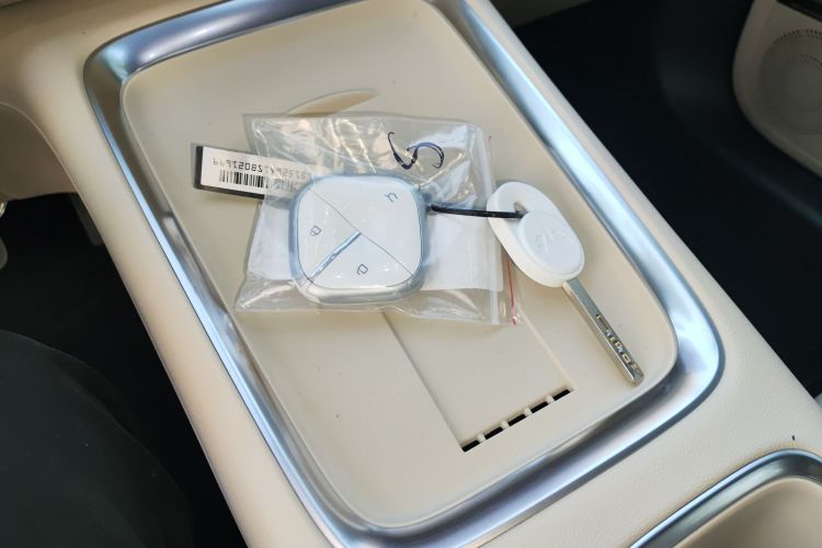 Used Wuling Bingo S 2025 Model 430km Deluxe Edition