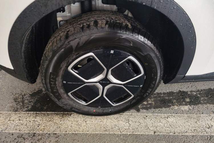 Used AION UT 2025 330 Starlight Edition
