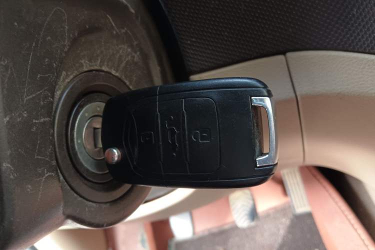 Used Wuling Hongguang 2016 1.5L S1 Deluxe Model China V-standard
