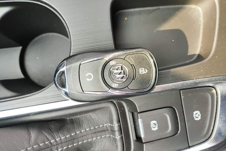 Used Buick Velite 6 2024 450km Range Commuter Version