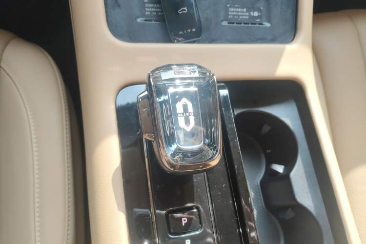 Used Hima AITO M7 2024 1.5T Rear-Drive Plus Version 5 Seats