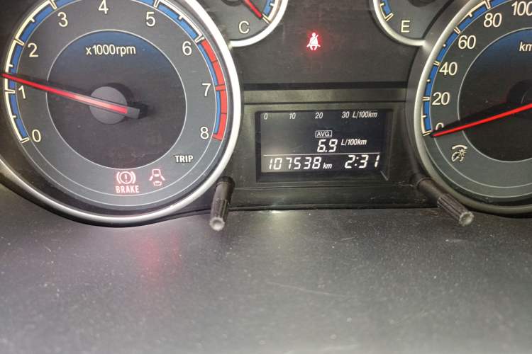 Used Suzuki SX4 2013 1.6L Manual CoolRide Model
