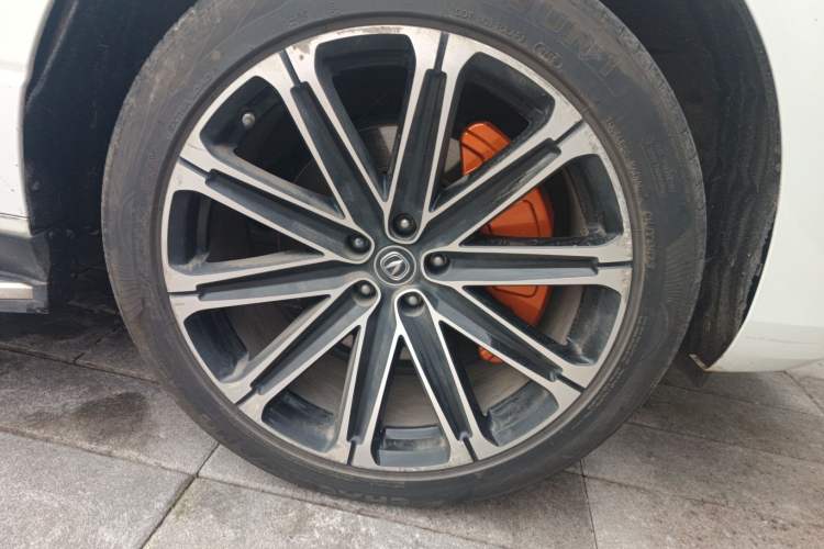 Used Changan UNI-K iDD 2022 Blue Whale iDD 130km 1.5T Prestige Model
