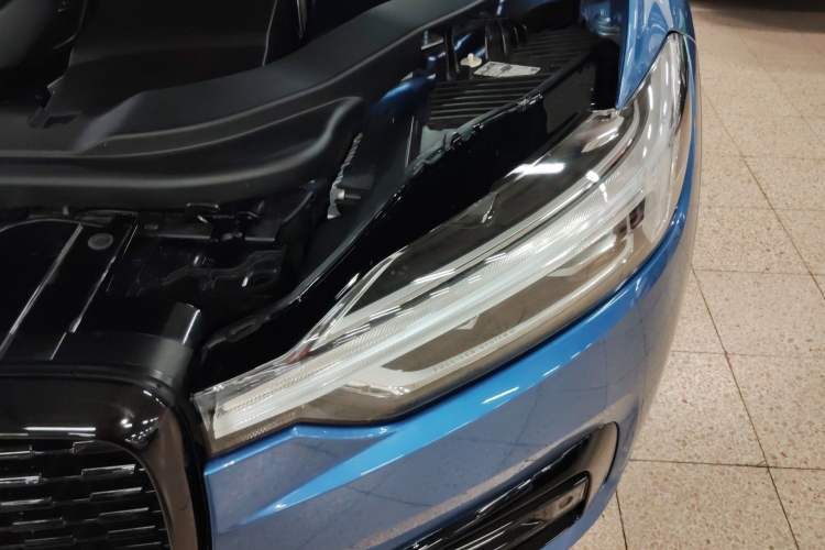 Used Volvo XC60 New Energy 2021 T8 E-Drive Hybrid Smart & Dynamic Edition