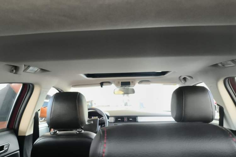 Used Qoros 3 2016 Urban SUV 1.6T Automatic ZhiKu Model