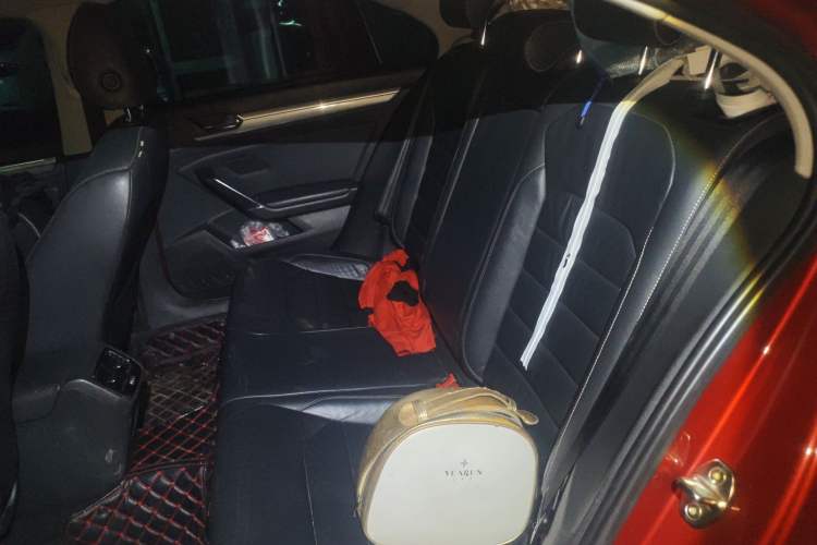 Used Volkswagen Lamando 2015 280TSI DSG Comfort Edition Left Rear Seat