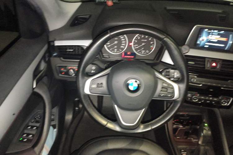 Used BMW X1 2016 sDrive18Li Premium Edition