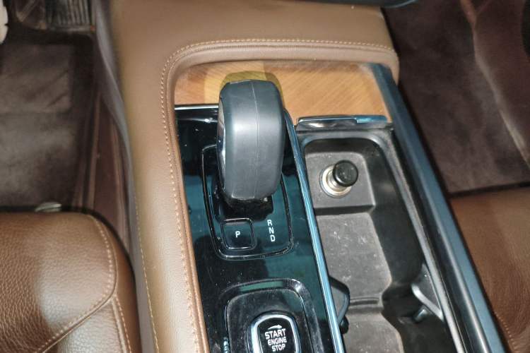 Used Volvo S90 2023 B5 Zhiyi Luxury Edition