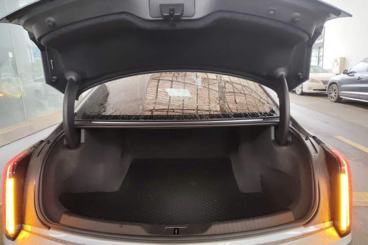 Used Cadillac CT6 2023 28T Luxury Version