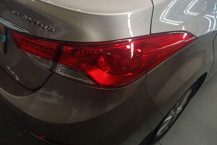 Used Hyundai Elantra (5th Generation / Langdong) 2012 1.6L Automatic Fashion Edition