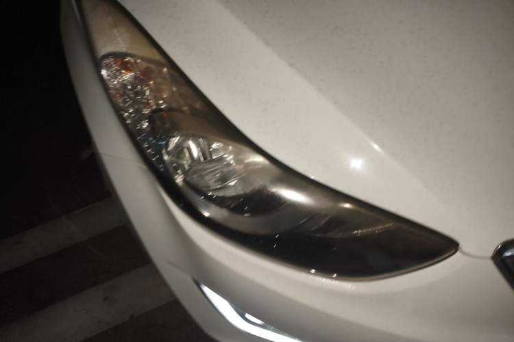 Used Hyundai Elantra (5th Generation / Langdong) 2015 1.6L Manual Leading Model
