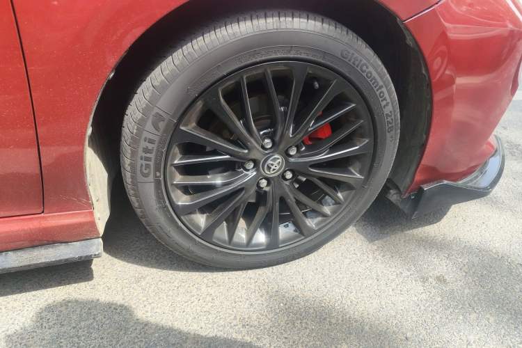 Used Toyota Camry 2018 2.5S Fēngshàng Edition Right Front Wheel Hub