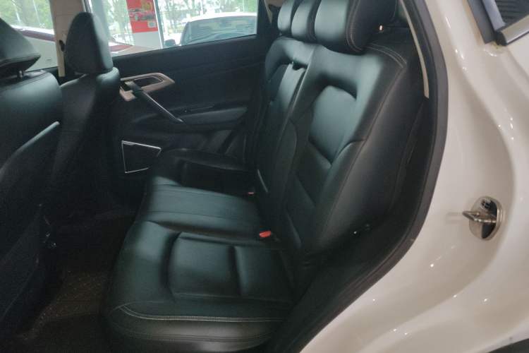 Used Geely Auto Emgrand X7 Sport 2016 1.8TD Automatic Smart Model Left Rear Seat