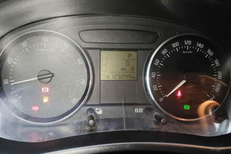 Used Skoda Fabia 2012 1.4L Automatic Crystal Edition Instrument Cluster