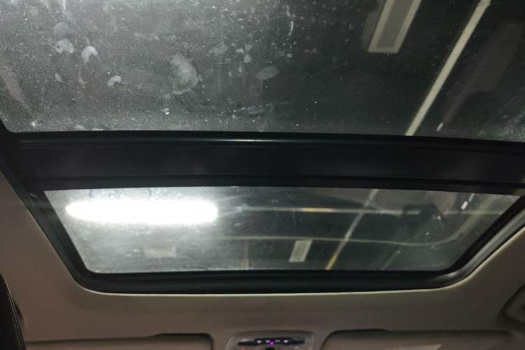 Used Lynk & Co 02 2022 2.0T DCT Shine Pro Headliner