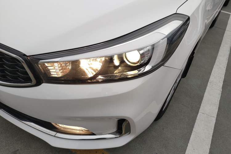 Used Kia K3 2016 1.6L Automatic GL Left Front Headlight