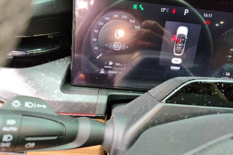 Used Lynk & Co 09 EM-P 2021 2.0T PHEV Halo Six-Seater
