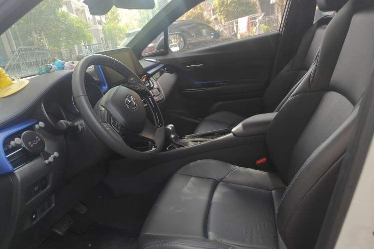 Used Toyota C-HR 2020 2.0L Luxury Edition Left Front Seat