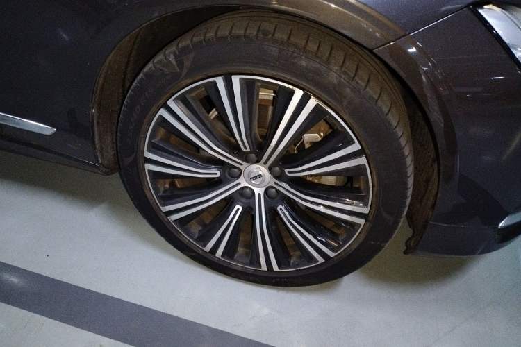 Used Volvo S90 2023 B5 Zhiyuan Luxury Edition
