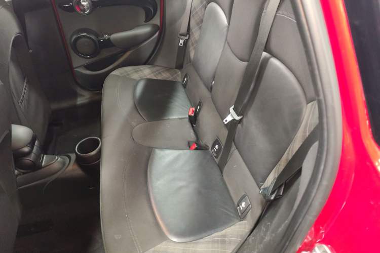 Used MINI 2019 1.5T COOPER Classic Edition Five-Door Version
