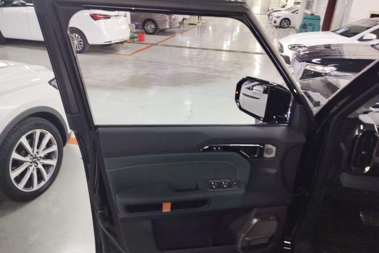 Used JETOUR Traveler 2023 2.0T All-Wheel-Drive CrossPRO