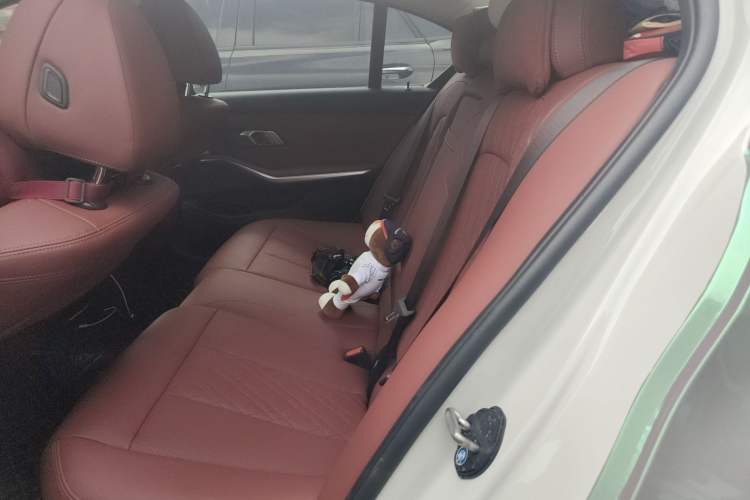 Used BMW i3 2024 eDrive 35 L
