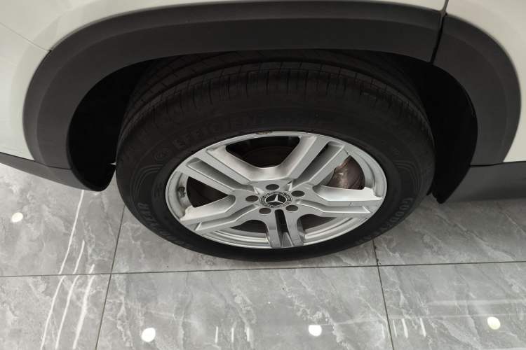 Used Mercedes-Benz GLB 2022 Refresh GLB 200 Dynamic Edition Right Rear Wheel Hub