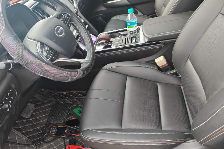 Used GAC Trumpchi GS8 2020 390T Two-Wheel Drive Luxury Smart Connectivity Version (7 Seats)