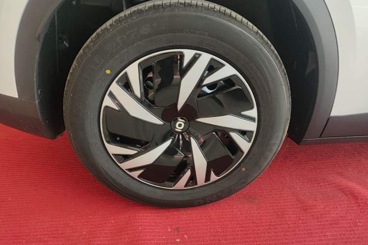 Used CHANGAN NEVO Q05 2026 Model 405Air Right Rear Wheel Hub