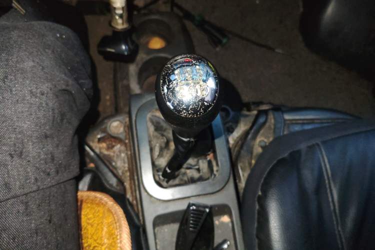 Used Dongfeng Xiaokang K07S 2022 1.3L High-Power Base Version Gear Lever