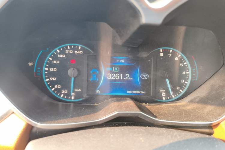 Used Soueast DX7 2016 1.5T Manual Triumph Edition