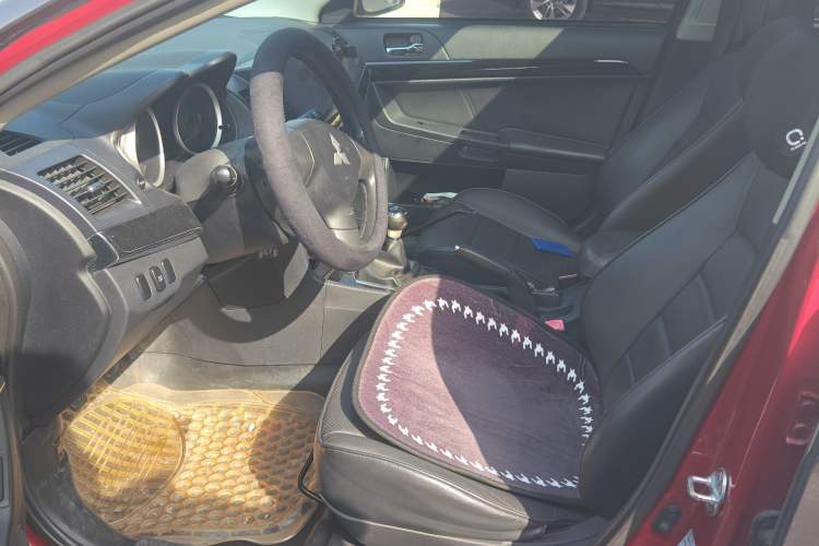 Used Mitsubishi Lancer EX 2012 Chasing Edition 1.8L Manual Luxury Model
