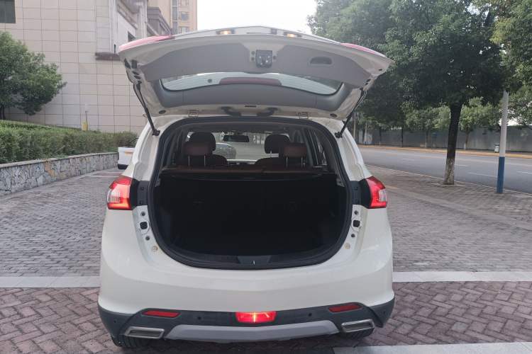 Used BAIC Weiwang S50 2016 1.5T CVT Joyful Luxury Model
