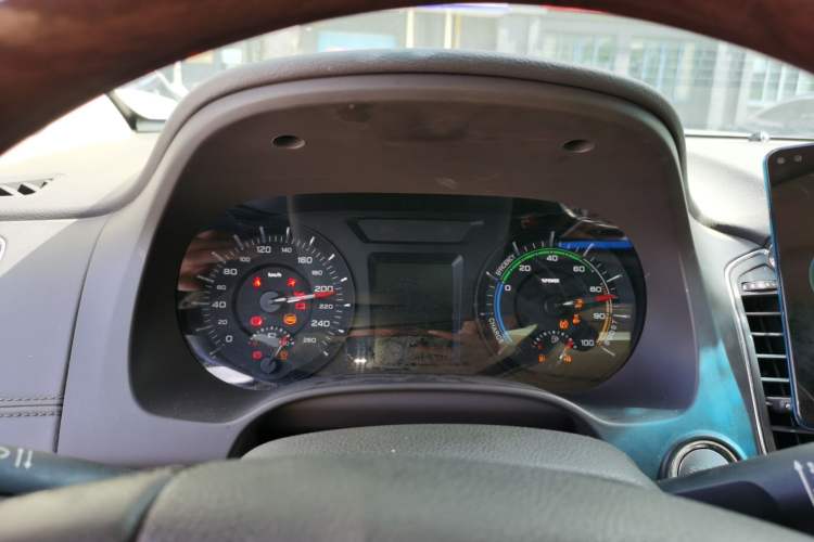 Used Roewe e950 2016 1.4T Luxury Edition Instrument Cluster