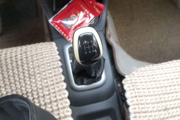 Used Suzuki Liana A6 2015 Hatchback 1.4L Manual Ideal Model Gear Lever