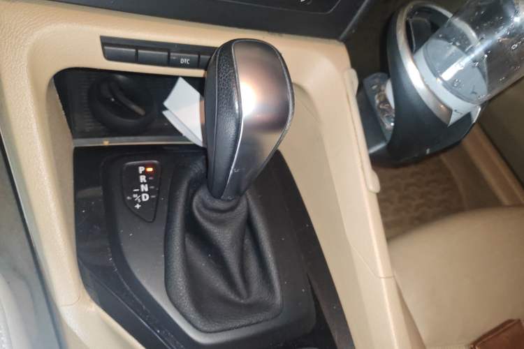 Used BMW X1 2010 sDrive18i Luxury Model