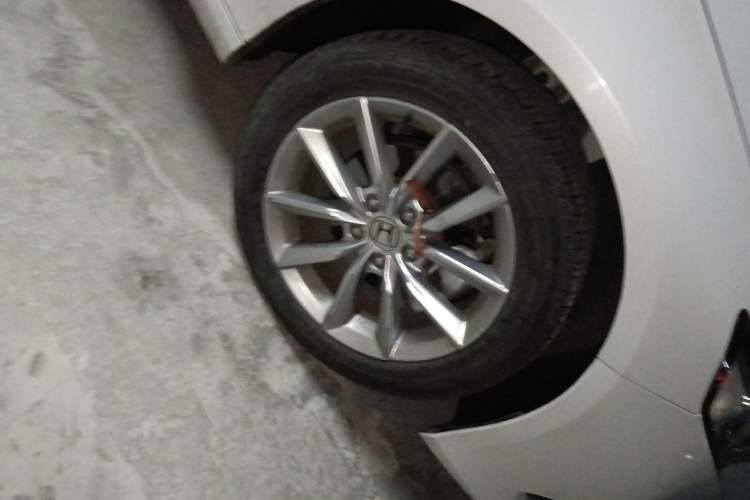 Used Honda Accord 2022 260TURBO Luxury Edition Right Front Wheel Hub