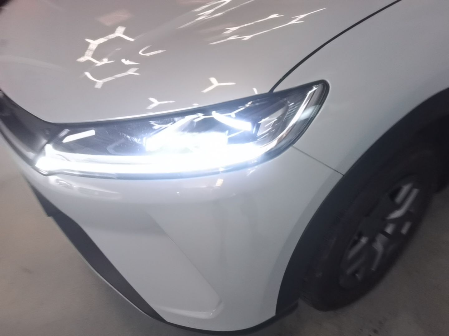BYD Yuan UP 2024 401 km Active Version — снимка 8