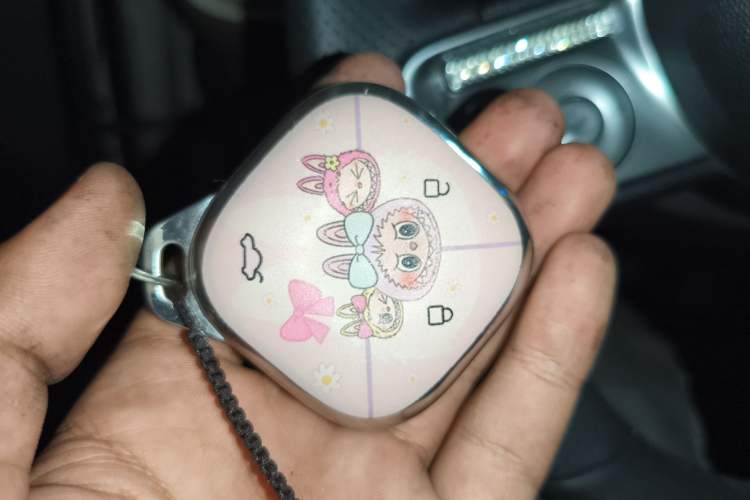 Used Wuling Bingo 2024 333 km Lingxi Connected Version Vehicle Key