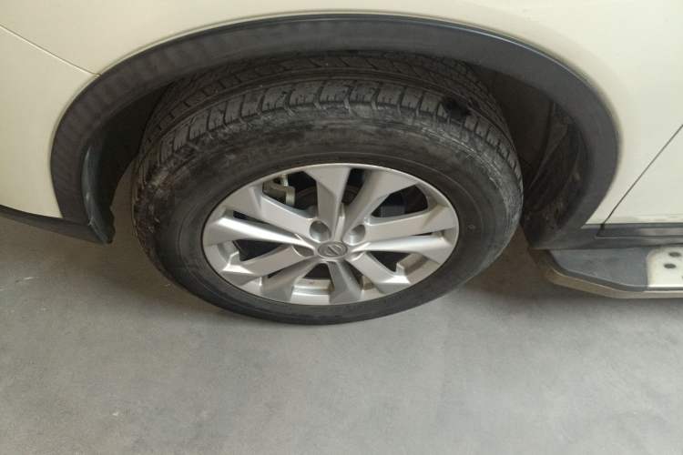 Used Nissan X-Trail 2014 2.0L CVT Comfort Edition 2WD Exterior 4