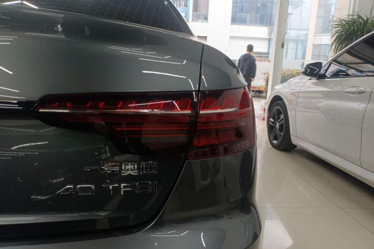 Used Audi A4L 2024 40 TFSI Luxury Dynamic Edition Right Rear Taillight