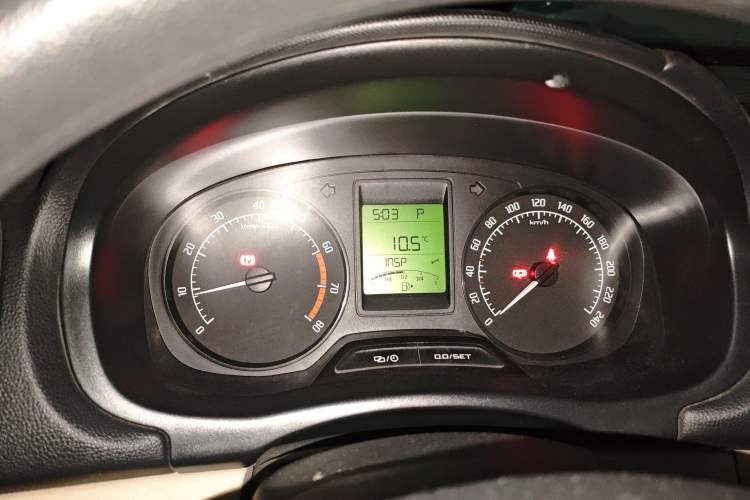 Used Skoda Fabia 2014 1.4L Automatic Crystal Edition